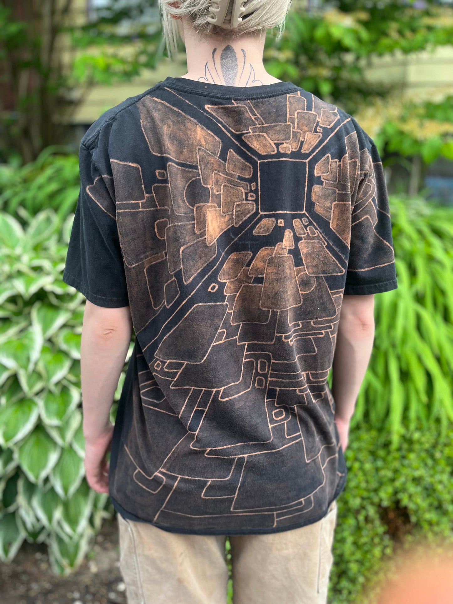 (Large) Panel Portal Tee
